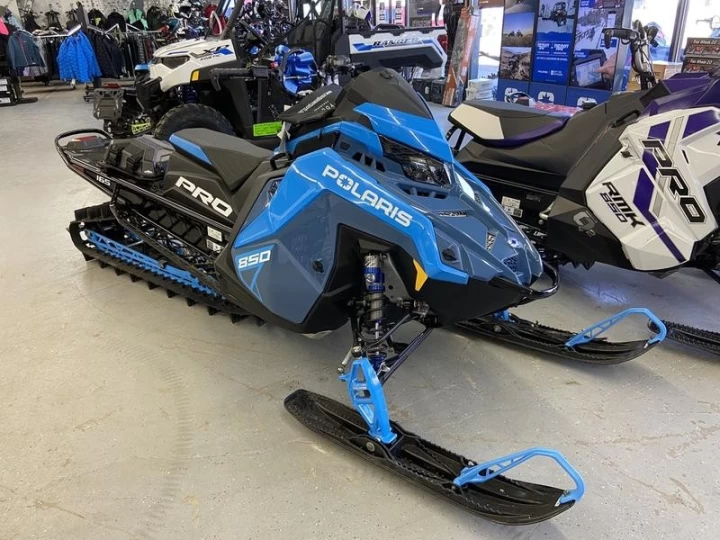 2024 Polaris 850 RMK PRO SLASH 165 PROMO 250$ accessoires