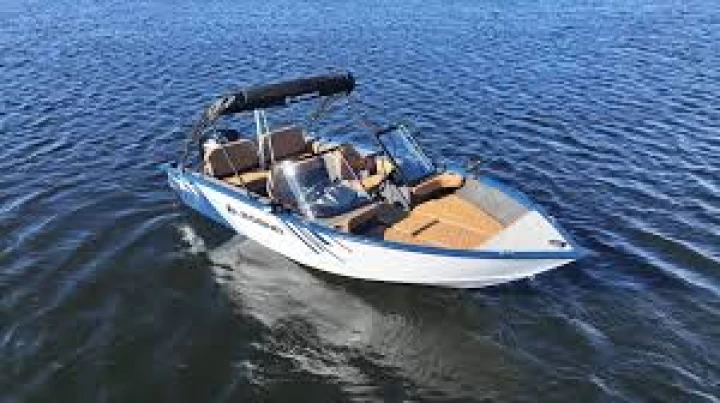 2026 LEGEND 18XT WHITE / SAPPHIRE BLUE ENSEMBLE SPORT COGNAC