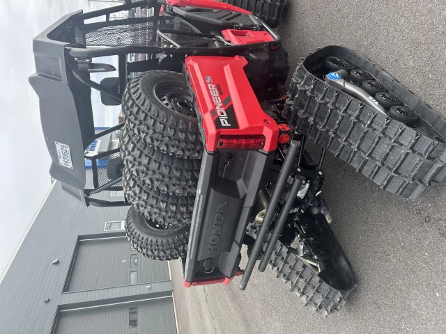 HONDA PIONEER 520 AVEC CHENILLES X4S CAMSO 2024