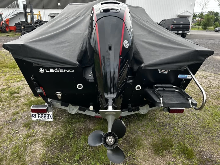 2021 LEGEND 18 XTR 