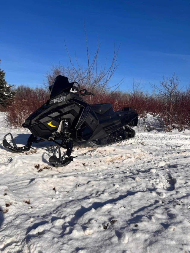 Polaris 800 TITAN XC TITAN 800 XC 2021