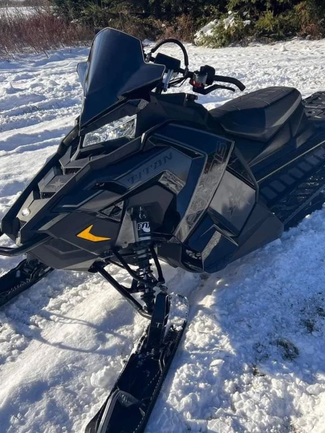 Polaris 800 TITAN XC TITAN 800 XC 2021