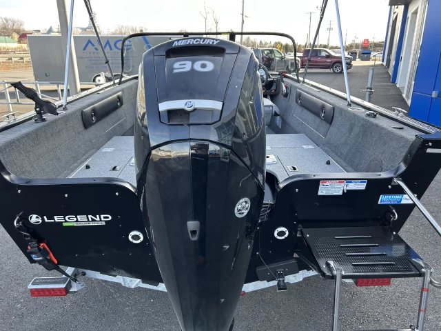 LEGEND 18 XF  2025
