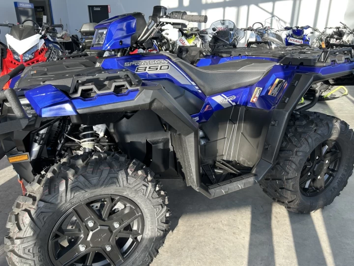 2024 Polaris Sportsman 850 Ultimate Trail TREUIL INCLUS