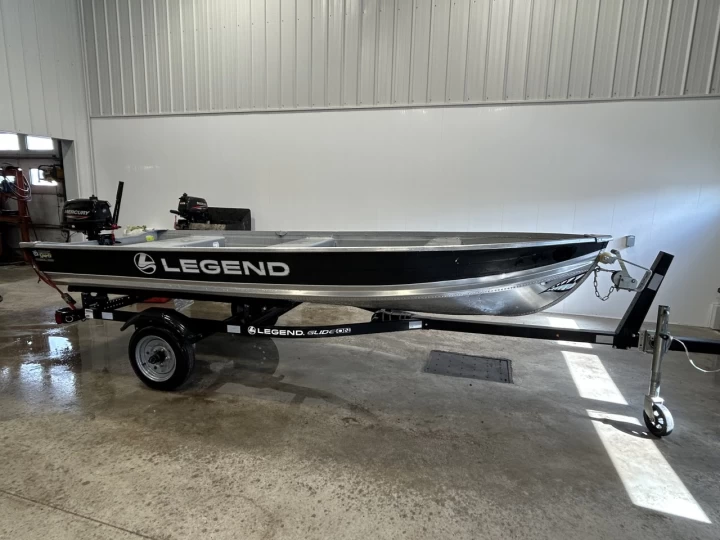 2019 LEGEND 14 ULTRALITE EXCELLENTE CONDITION