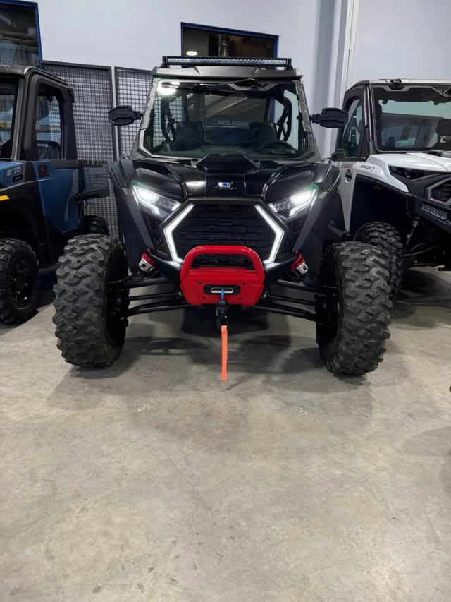 POLARIS RZR PRO XP4 TURBO ULTIMATE 2025